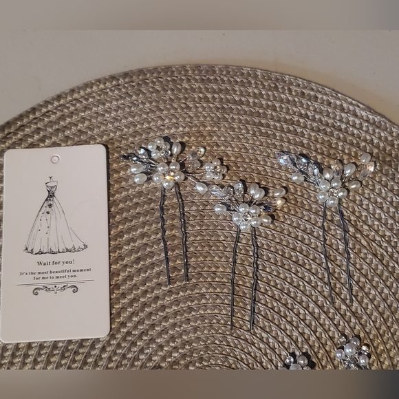 Bridal Hair Pins - Picture 3 of 7